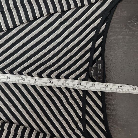 J JILL Women's Black White Striped Stretch Comfort Long Blouse Top Size M - Picture 7 of 7